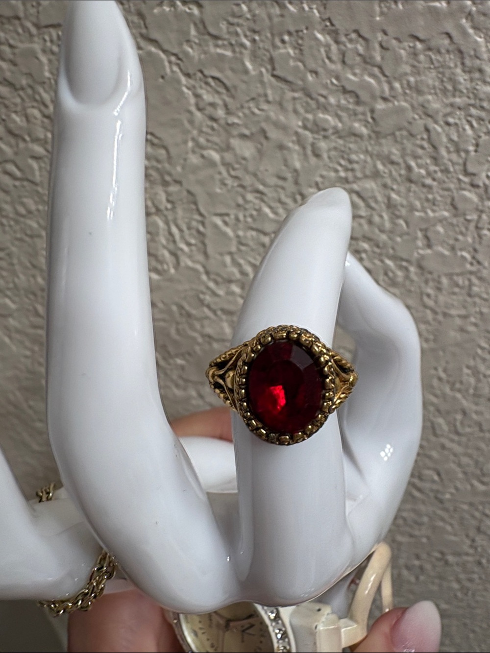 Vintage-Inspired Gold Ring with Red Gemstone